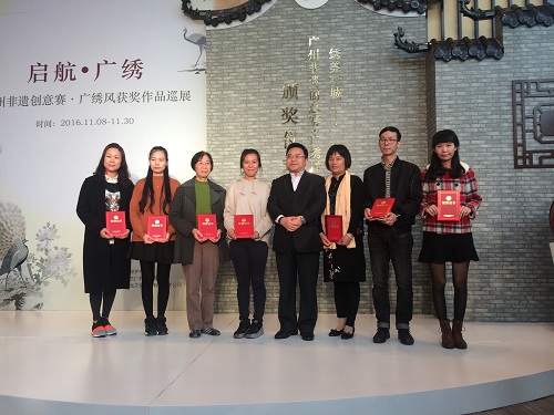 广绣2.JPG